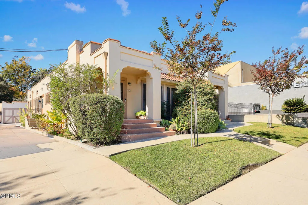 main property photo 5