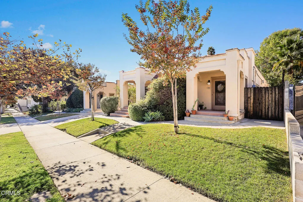 main property photo 9