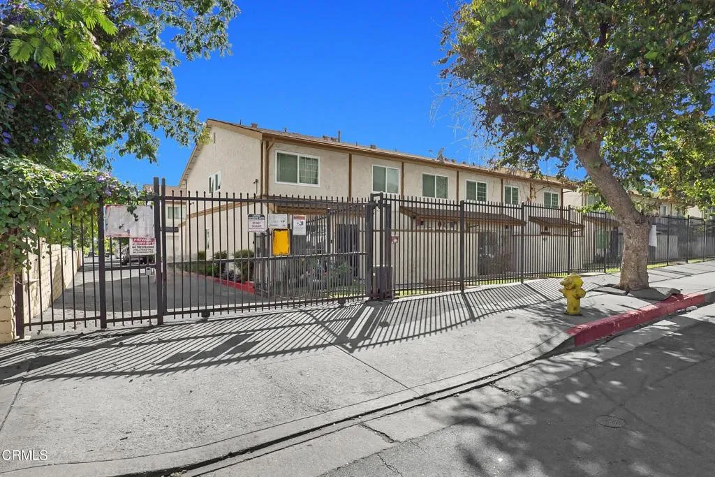 main property photo 37