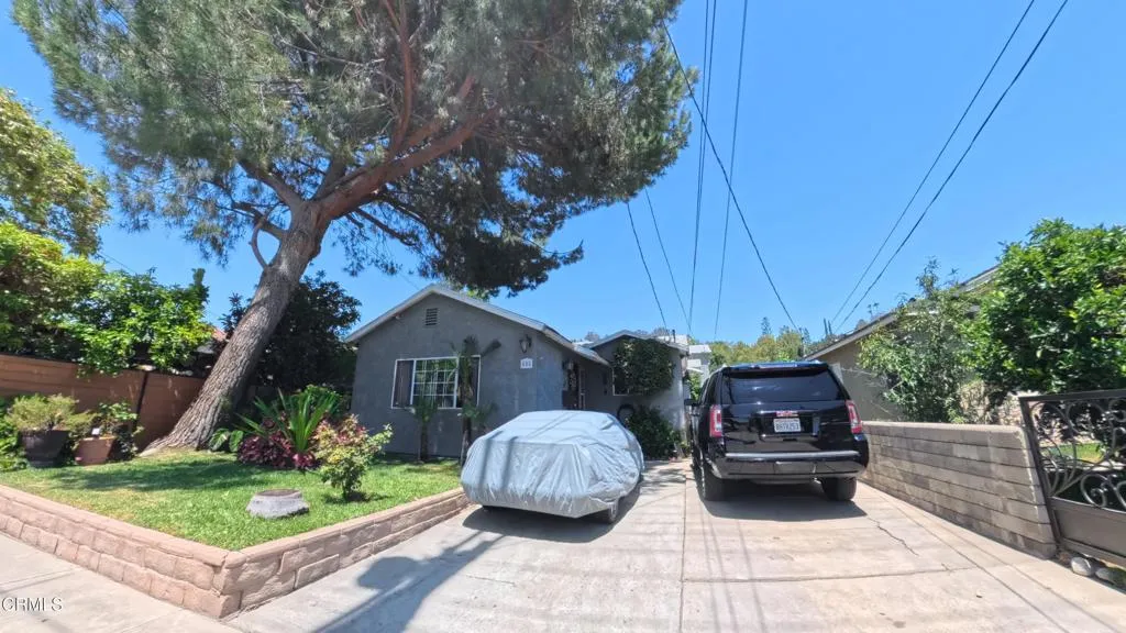 main property photo 3