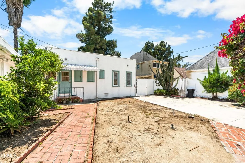 main property photo 26