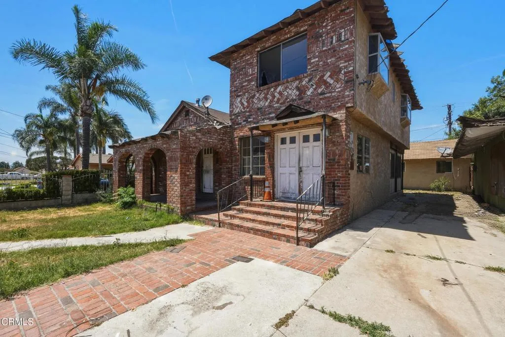 main property photo 23