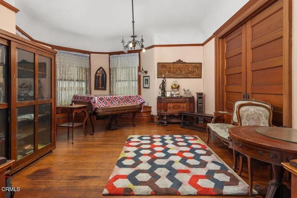 main property photo 15