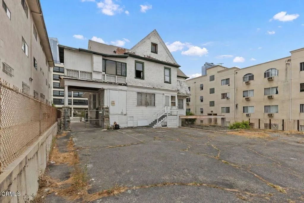 main property photo 42