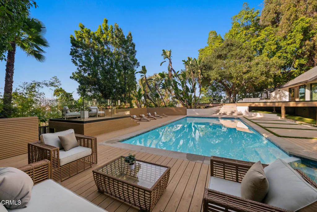main property photo 59