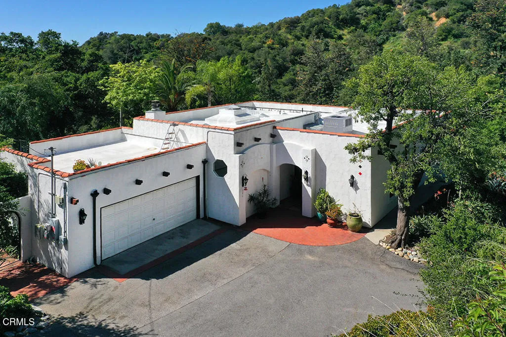 main property photo 43