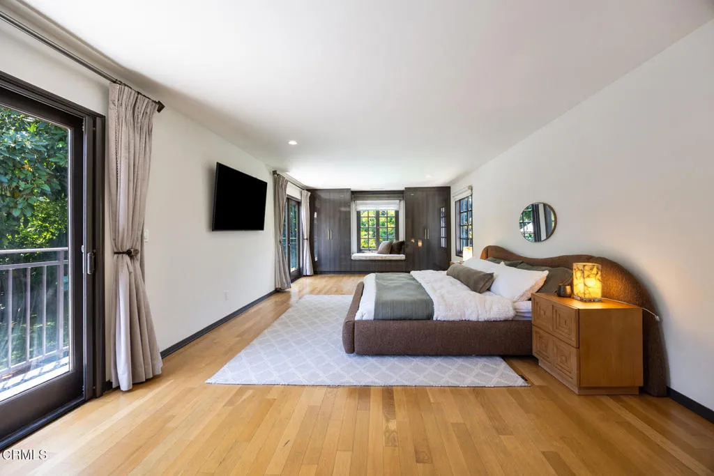 main property photo 39