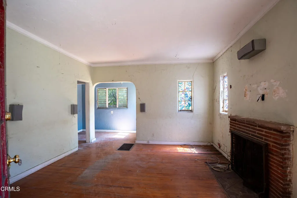 main property photo 27