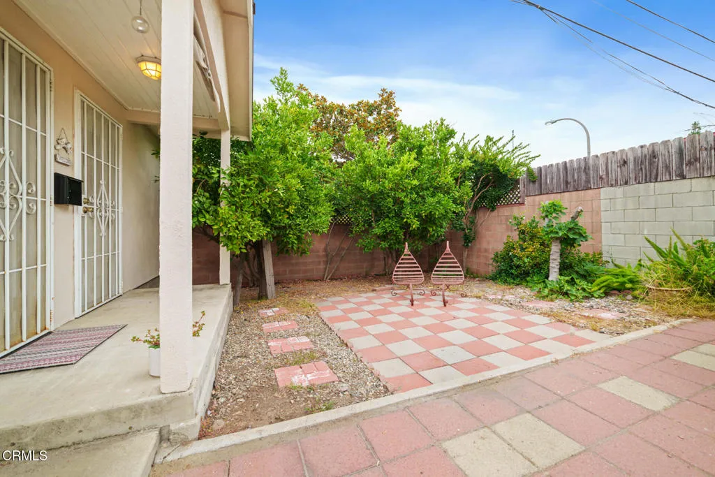 main property photo 37