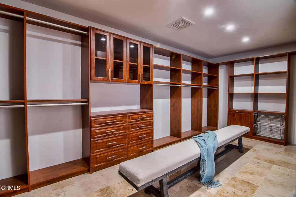 main property photo 67