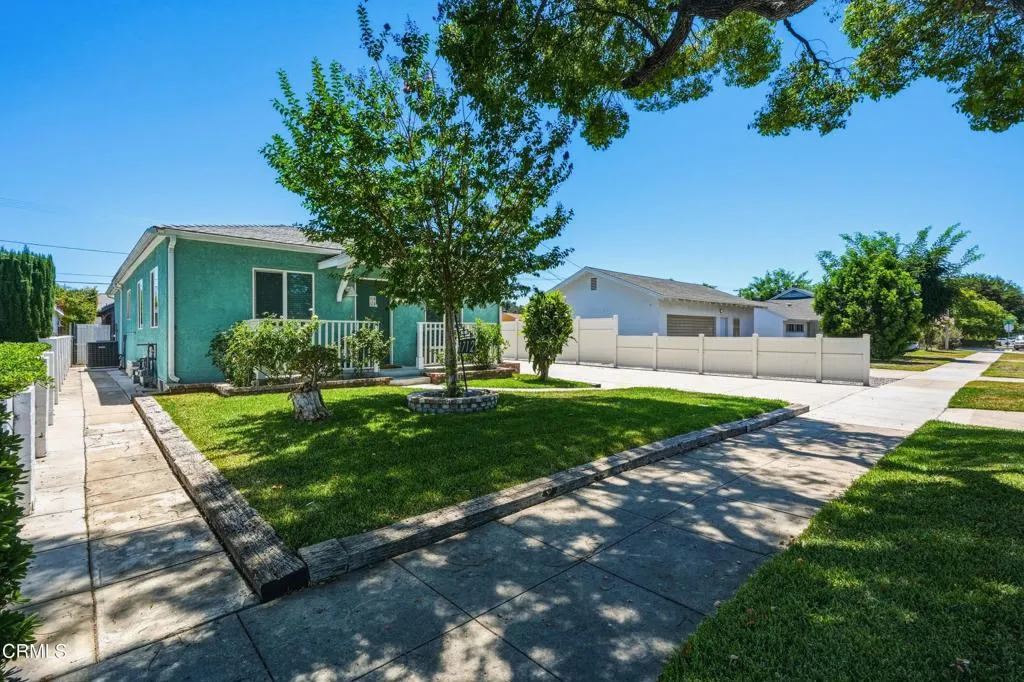 main property photo 3