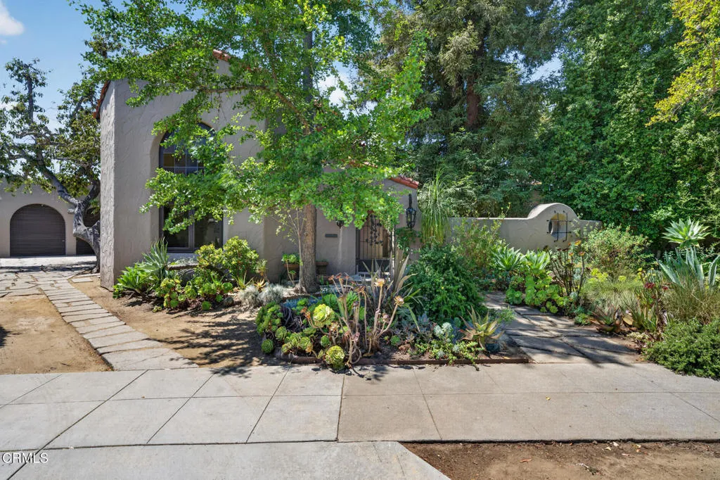 main property photo 4