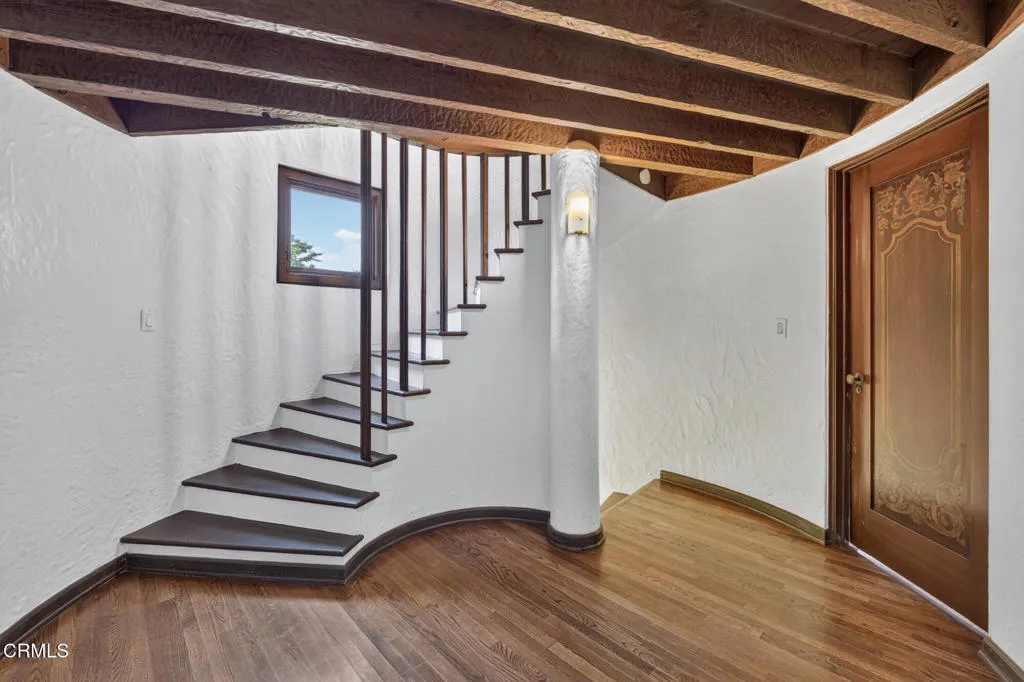 main property photo 41