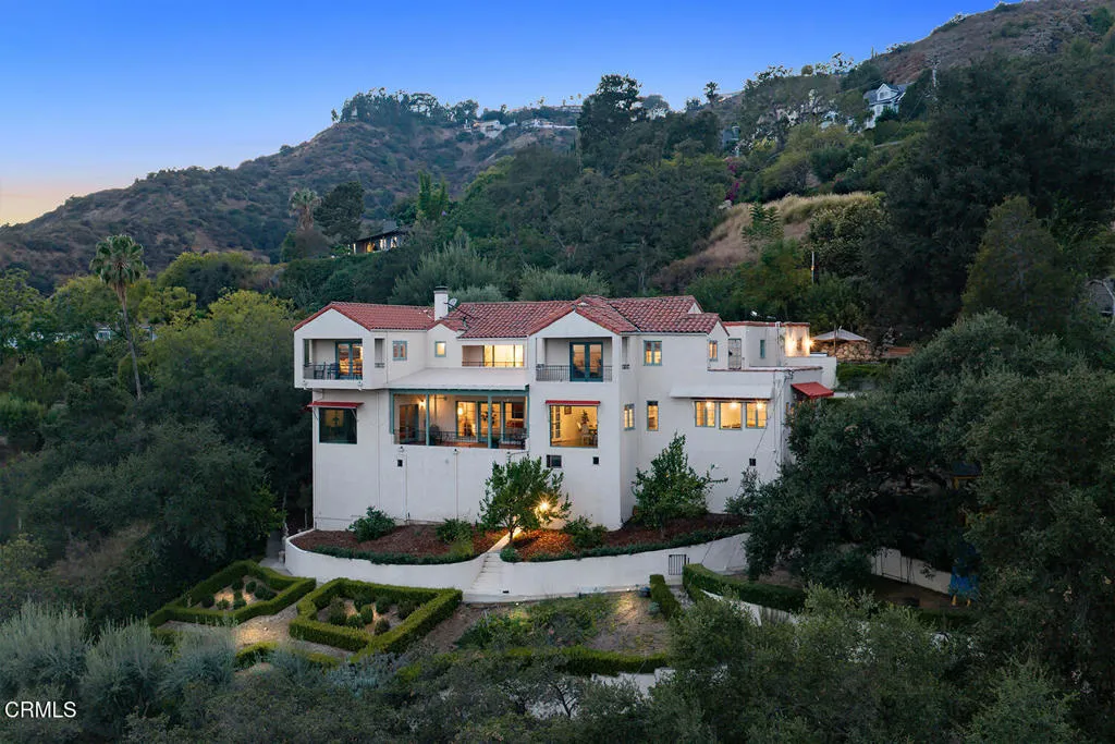 main property photo 38