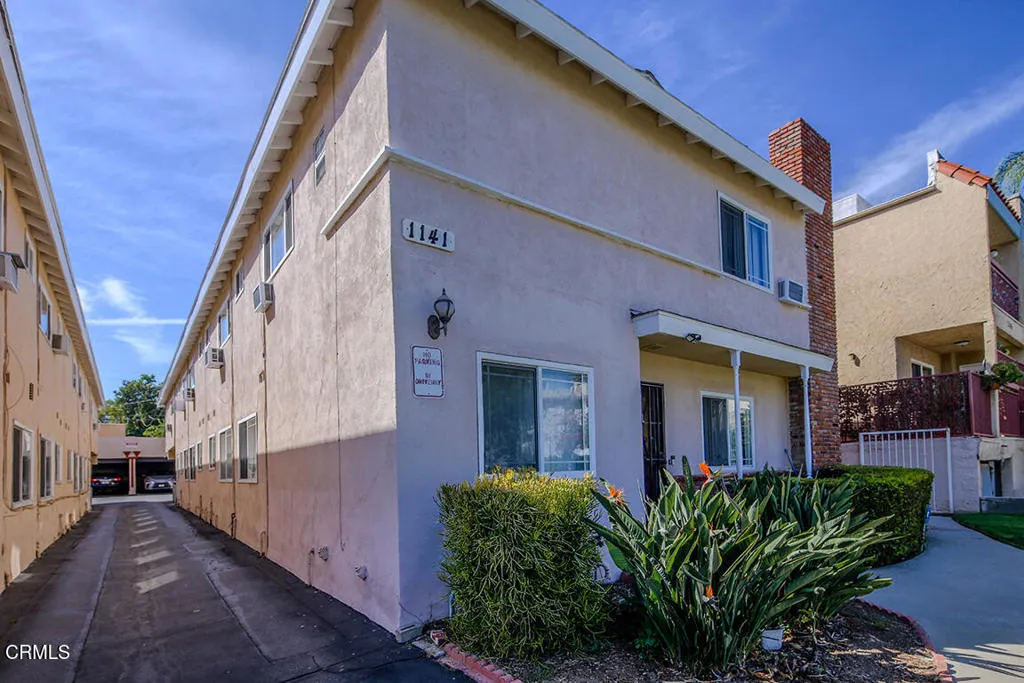 main property photo 9
