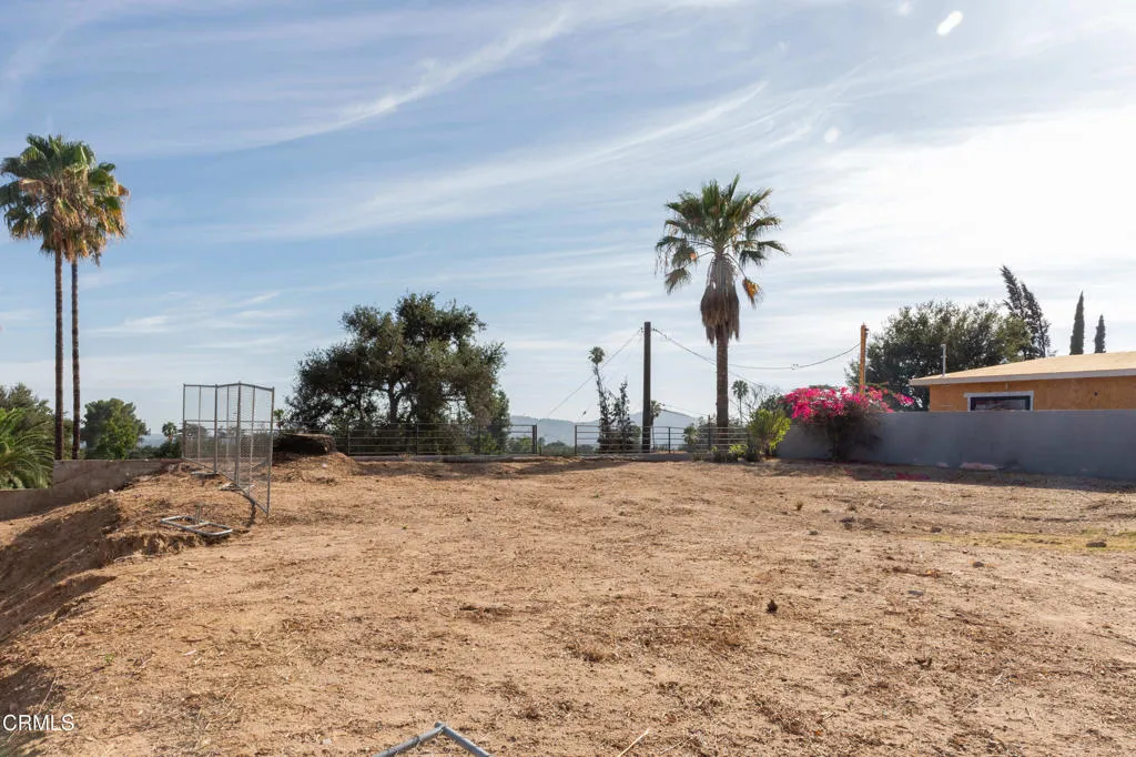 main property photo 14