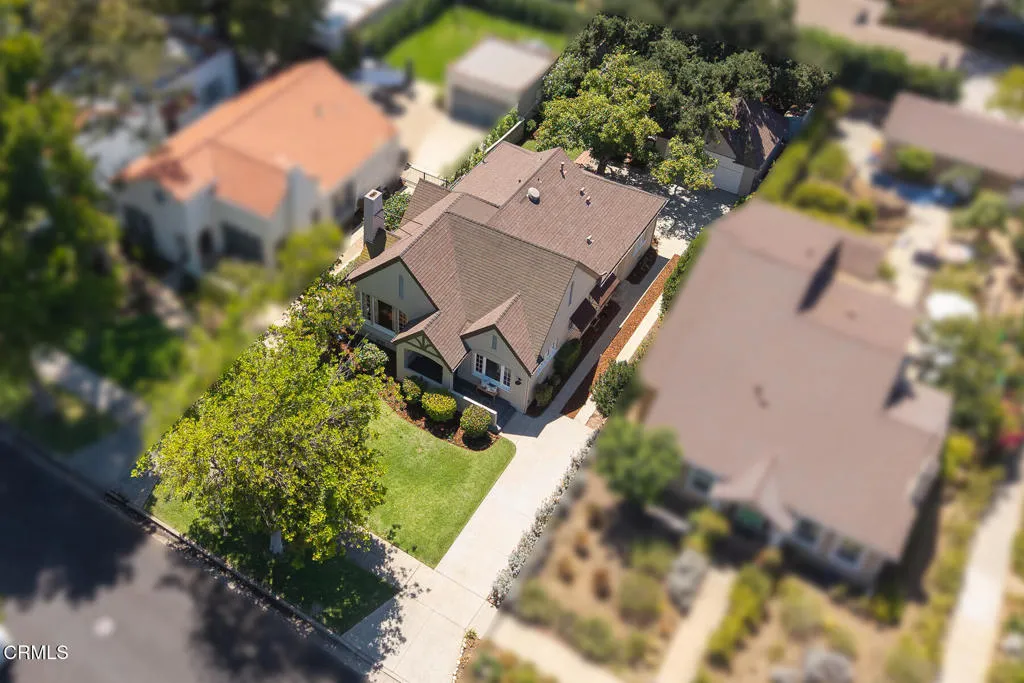 main property photo 50