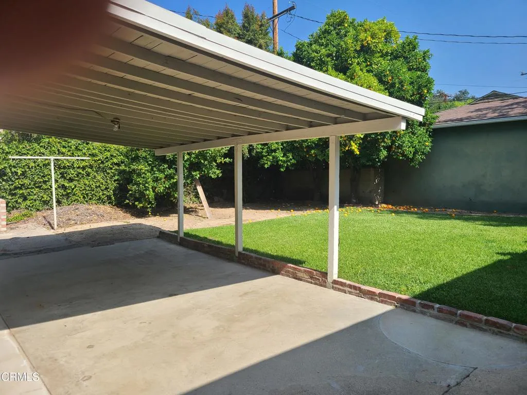 main property photo 5