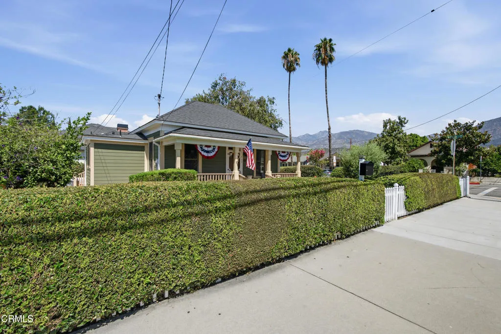 main property photo 32