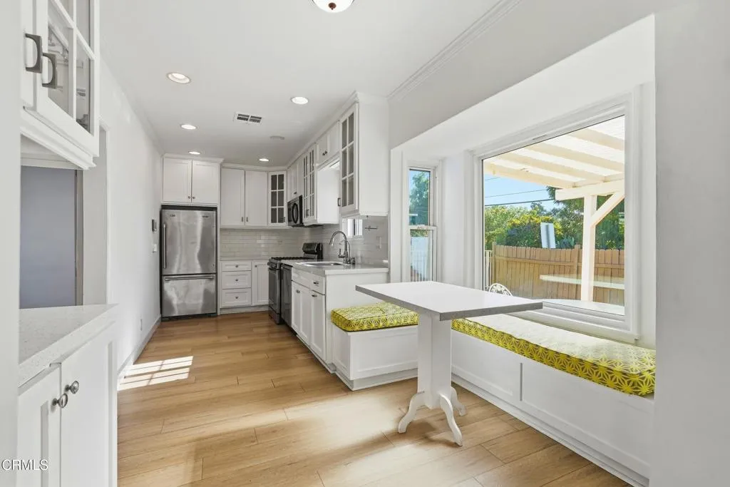 main property photo 0