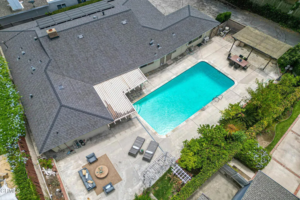 main property photo 47