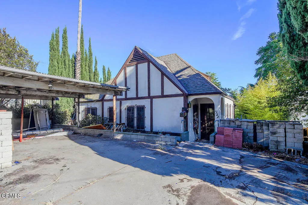 main property photo 0