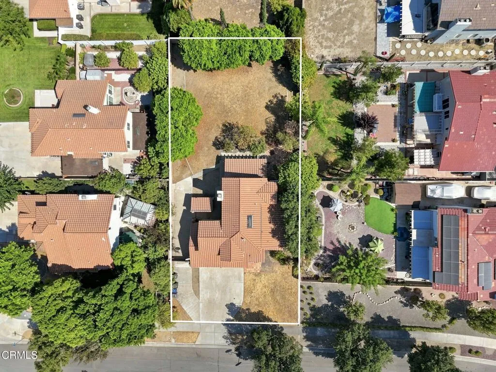 main property photo 50