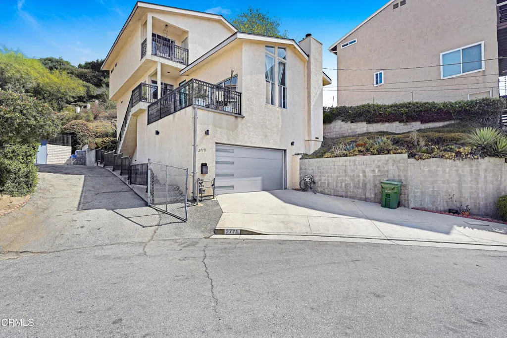 main property photo 0