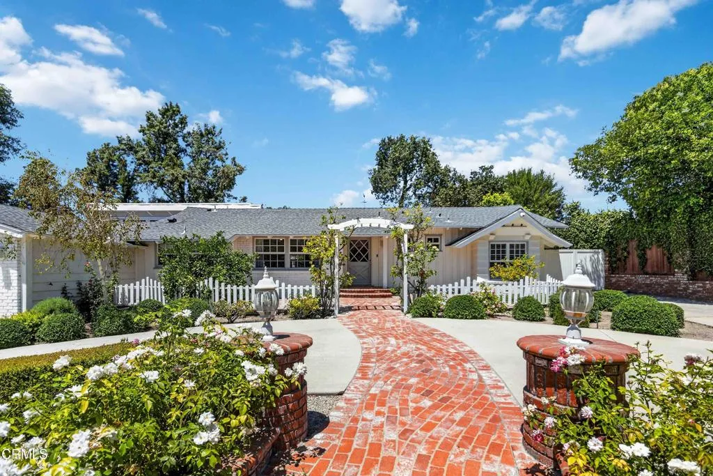 main property photo 0