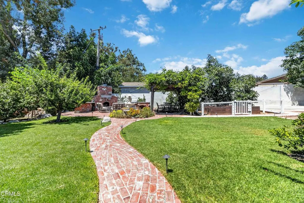 main property photo 23
