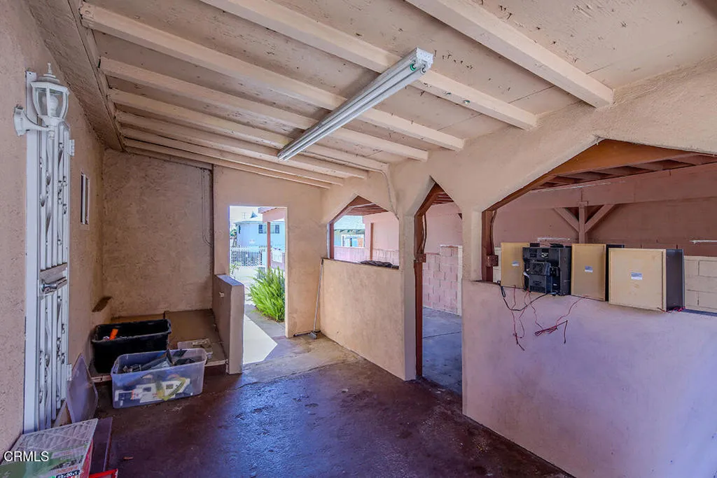 main property photo 18