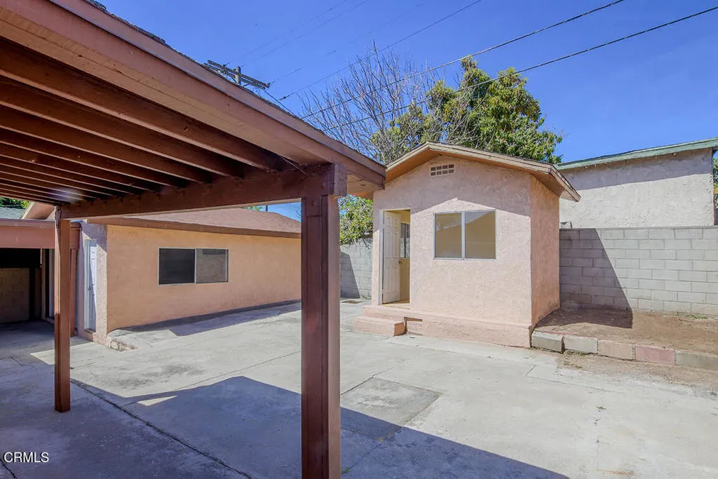 main property photo 23