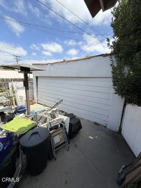 main property photo 8