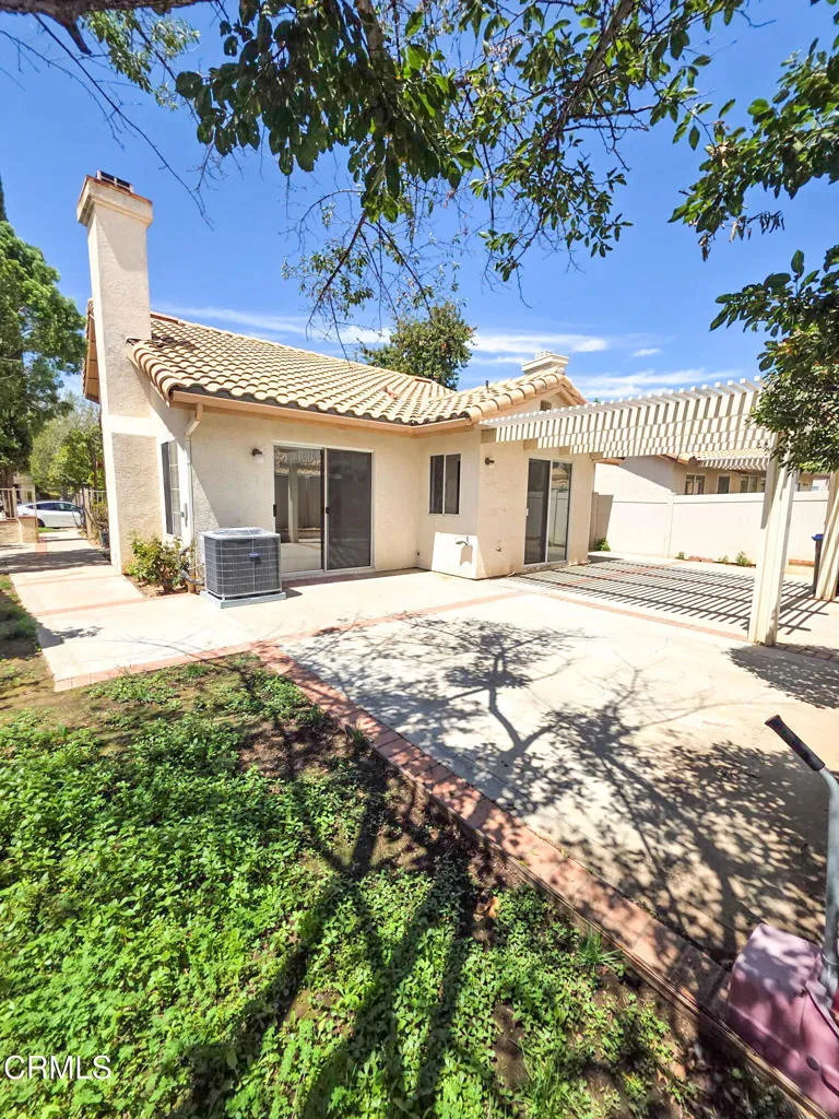 main property photo 16