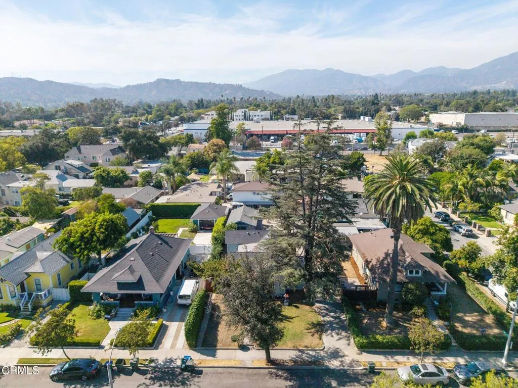 main property photo 35