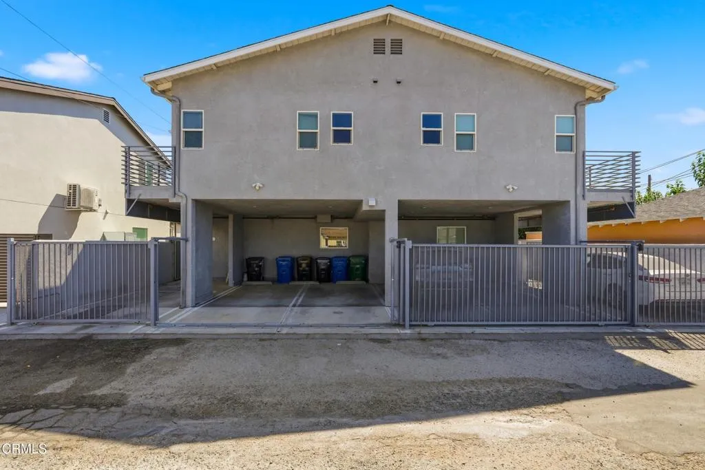 main property photo 30