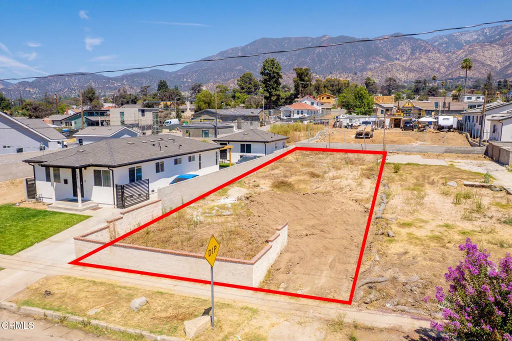 main property photo 5