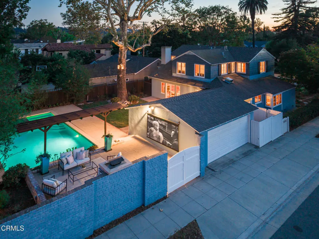 main property photo 30