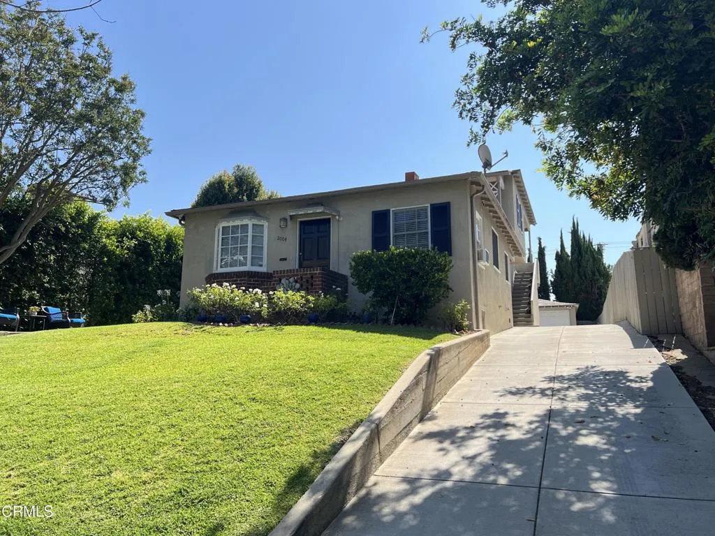 main property photo 16