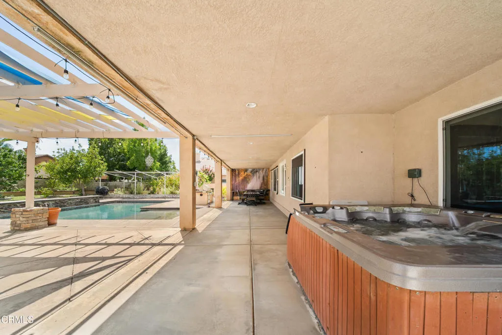 main property photo 45