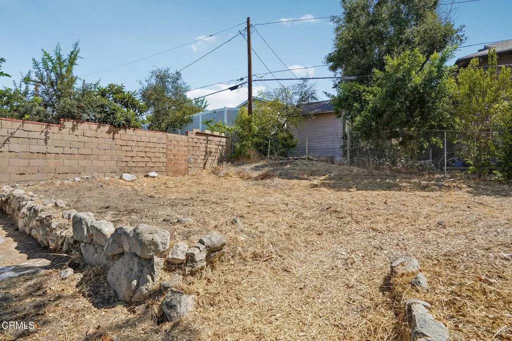 main property photo 41