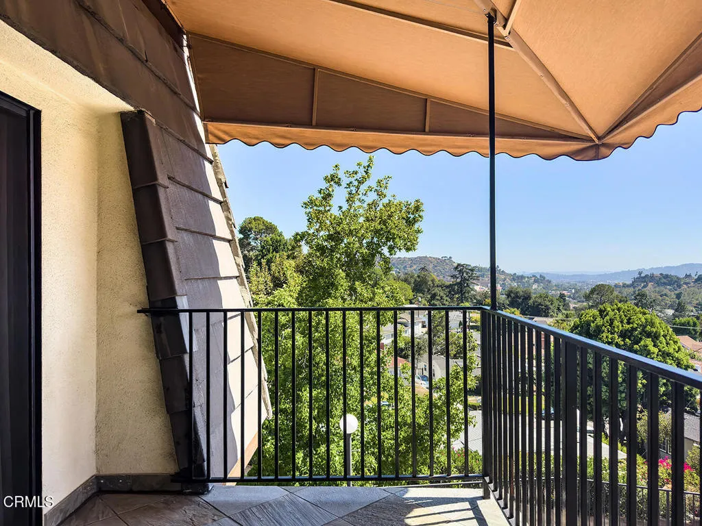 main property photo 24