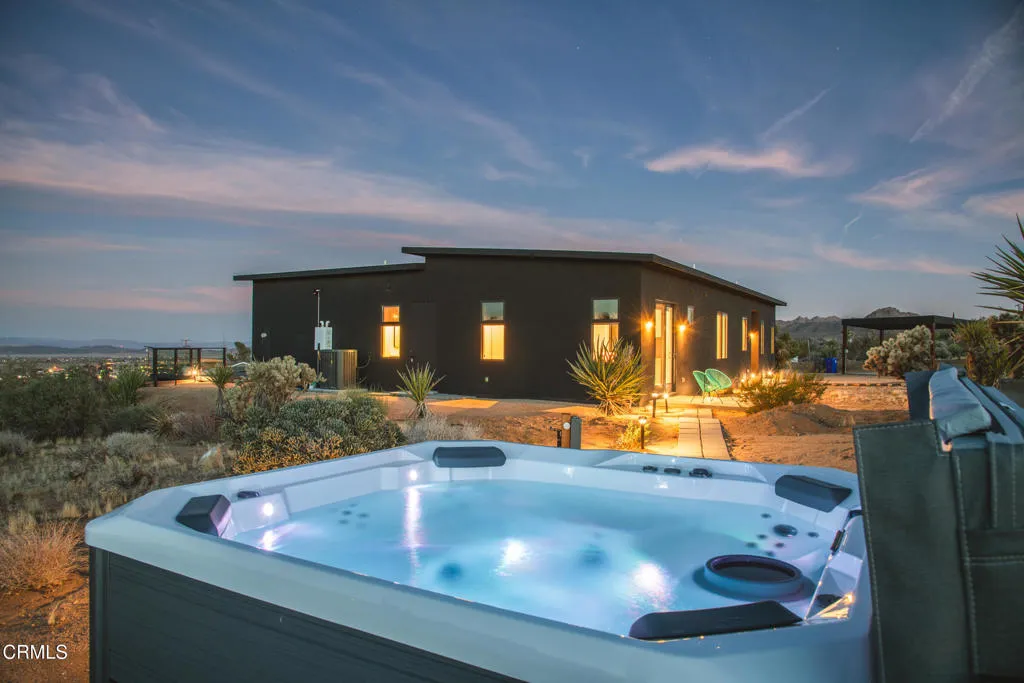 main property photo 31
