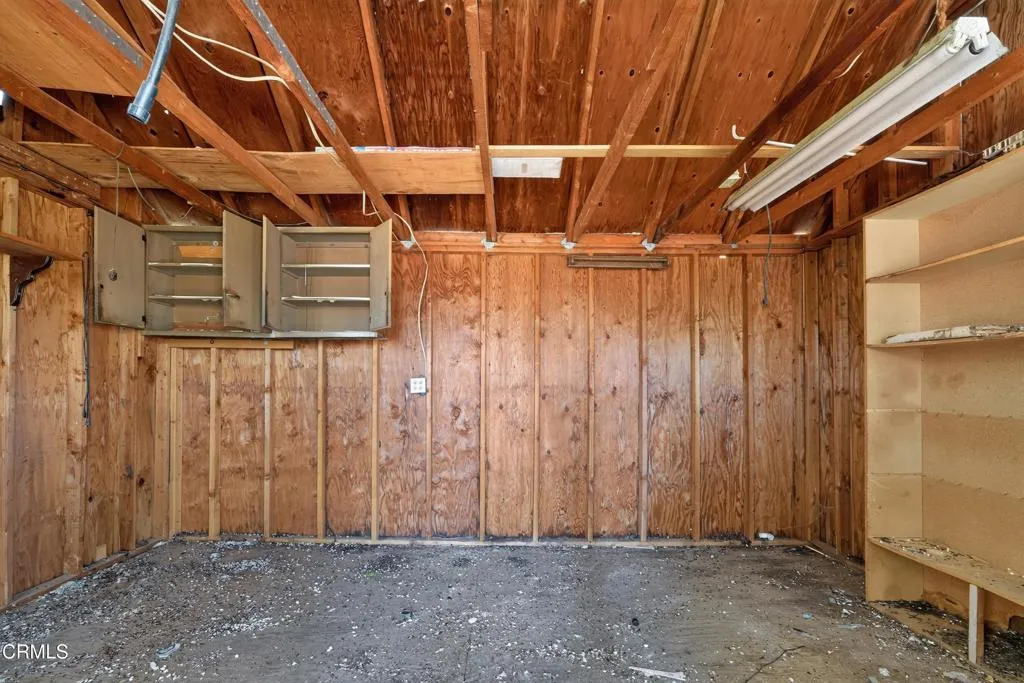 main property photo 54