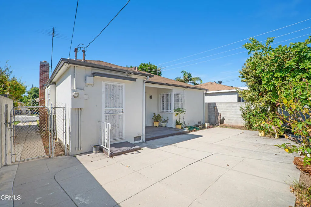 main property photo 20