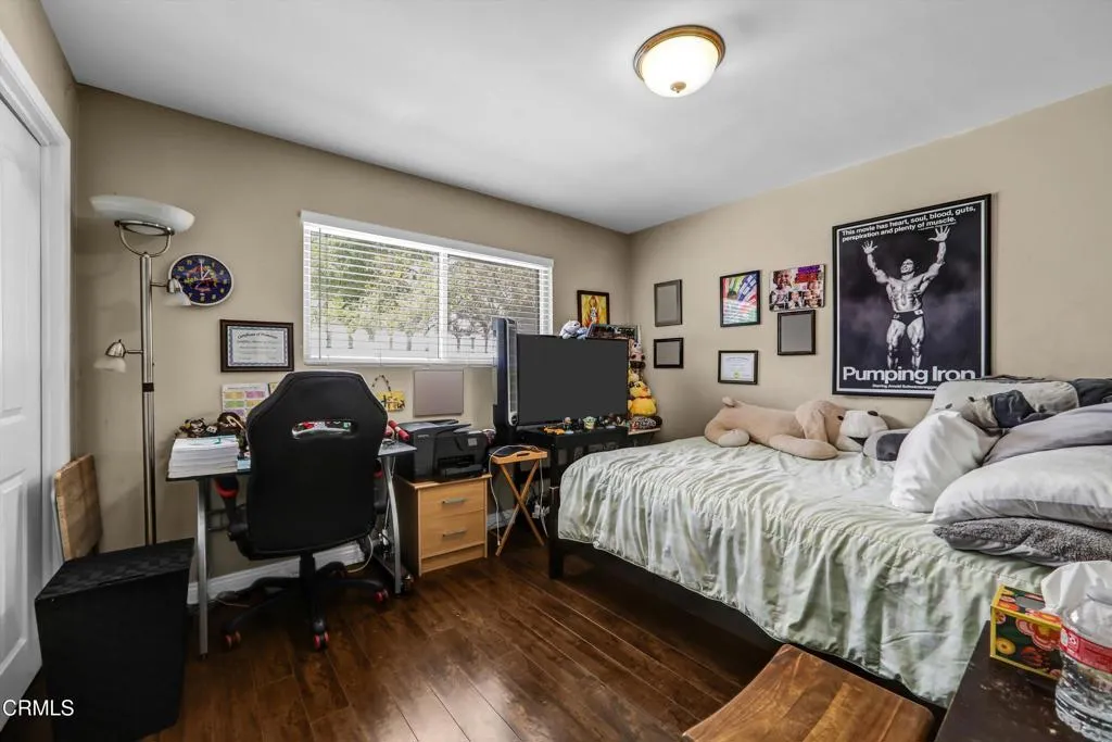 main property photo 17