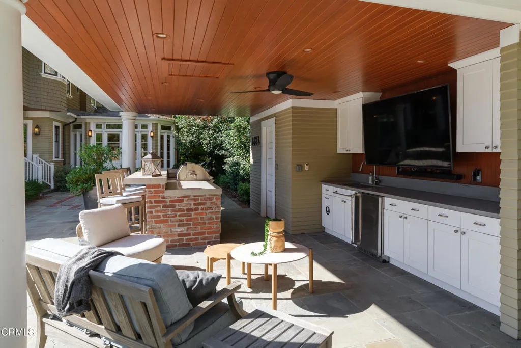 main property photo 57