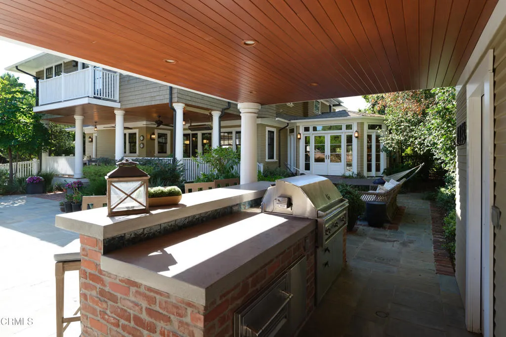main property photo 59