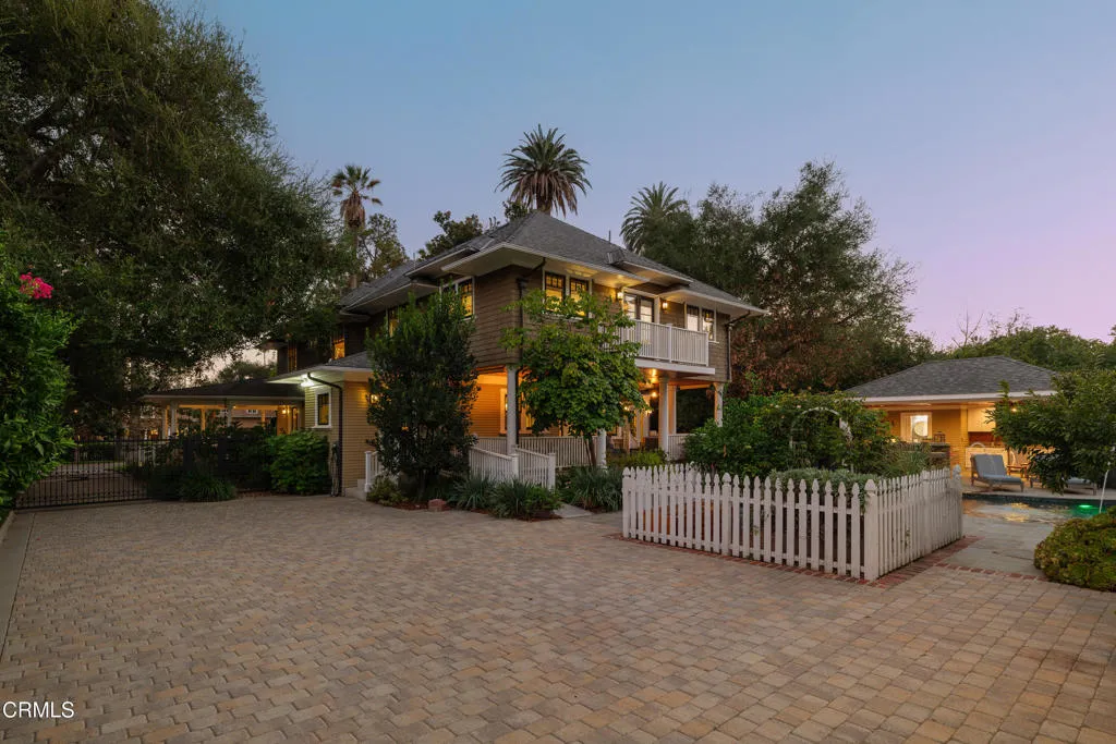 main property photo 74