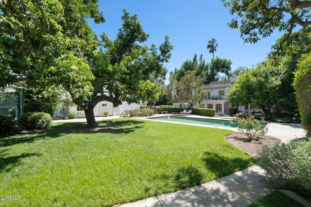 main property photo 49